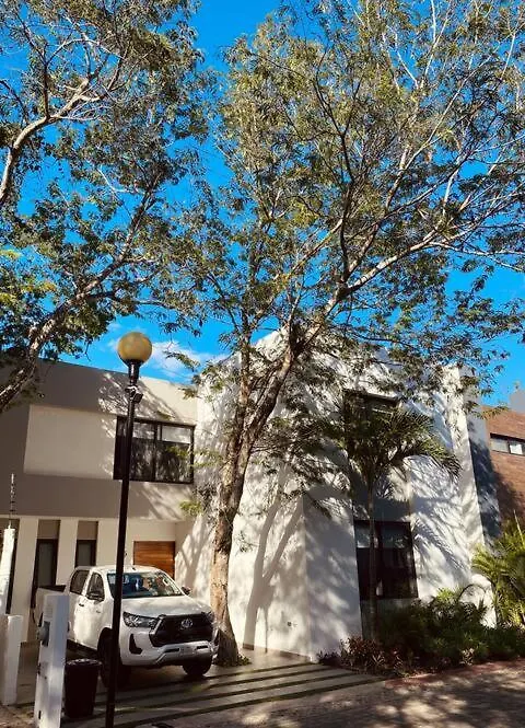Dom wakacyjny Willa Cozy Getaway Shared Pool & Cenote Access Playa del Carmen